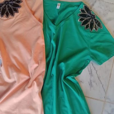 Remera c/apliques