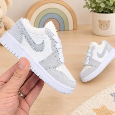 Nike beige gris