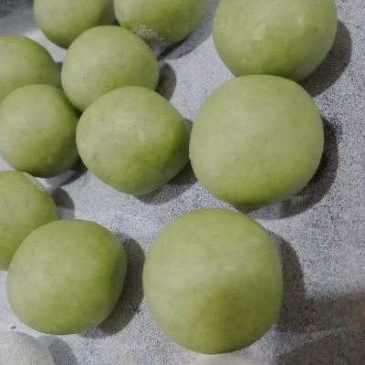Ñoquis de espinaca rellenos de muzzarela