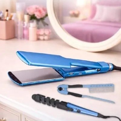 Kit Plancha Gruesa + Rizador + Peine Profesional 💇‍♀️✨🔥 😍 Alisa, ondula y transforma tu cabello con acabado profesional. Más estilo, más control y más resultados. 🔹 🔥 Plancha gruesa digital hasta 450°F para un alisado rápido 🔹 🎛️ 5 niveles de temperatura según tu tipo de cabello 🔹 ✨ Cabello liso, brillante y sin frizz 🔹 💫 Incluye rizador para ondas y rizos perfectos 🔹 🪮 Peine profesional para mayor precisión y seguridad 📏 Medidas: 4.6 × 26 cm ✨ Un kit completo para cambiar tu look cuando quieras, desde casa.