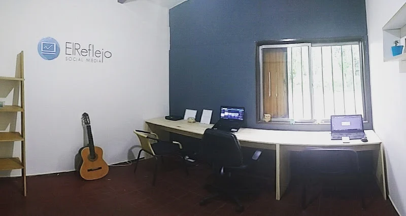 El Reflejo Web