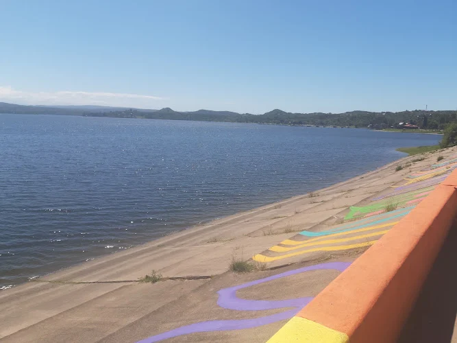 Lago embalse