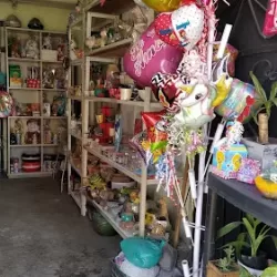 Papelería, Mercería ,Regalos y novedades candys