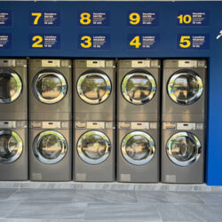Azul Laundry