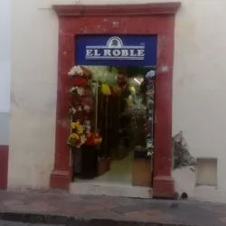 EL ROBLE