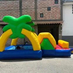 Renta de inflables Toritos brincolines