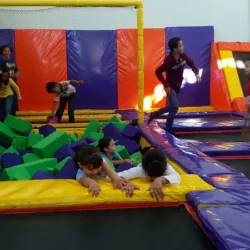 Chak Jumping park