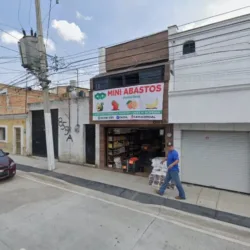 Rokolas Y Brincolines Esqueda