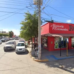 Mercería y Ceremonias Rojo
