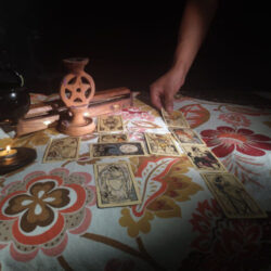 Harix Tarot, Reiki y mas