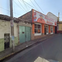 Renta de Sillas y Mesas Los Farolitos