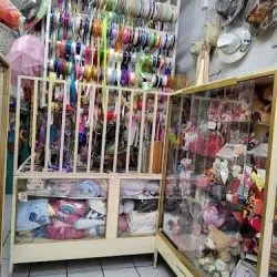 MERCERIA, REGALOS Y BONETERIA "chayito"