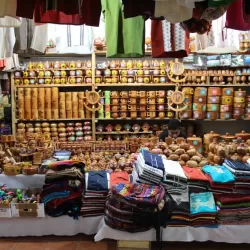 Mercado de Dulces y Artesanías Ámbar