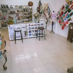 Lyn Mercería y Regalos