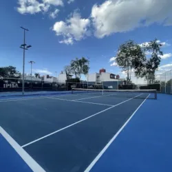Raquet Club