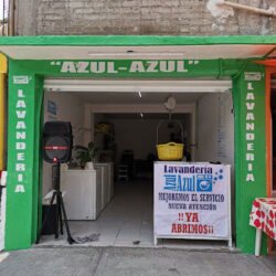 LAVANDERÍA AZUL - AZUL