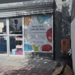Papelería & Ciber Luna de Papel