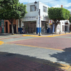 Lavandería y tintorería la Burbuja
