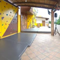U-wall escalada deportiva