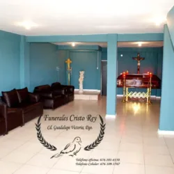 Funerales Cristo Rey