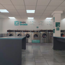 Lavax