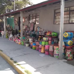 Artesanías " Resina, Yeso y Barro "