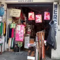 Mercería y Papelería Alexandra