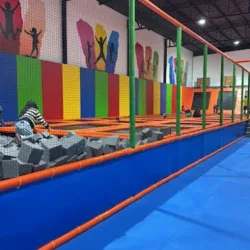 Happy Jump Cuauhtemoc