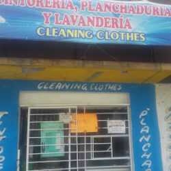 tintoreria cleaning clothes