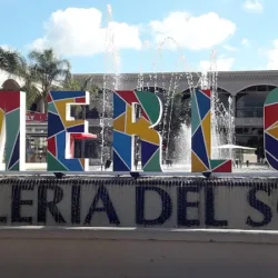 El portal de Merlo