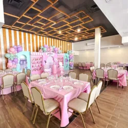 Playland Salón