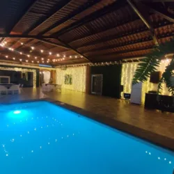 SALON DE EVENTOS CLAUDIA ROBLES