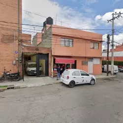 Papeleria y Merceria Olivo SA de CV
