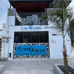Lavanderia Ever clean, Tintorería, Plancha, Costura y Fabrica deProductos de Limpieza