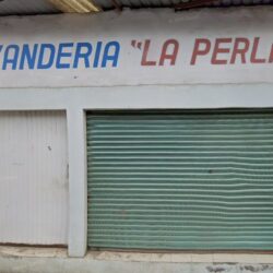 LAVANDERIA LA PERLA