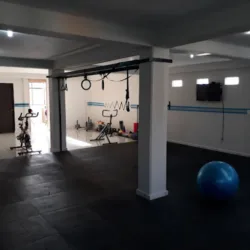 "Circuit fitness center"