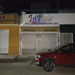 Papelería, Mercería y Decoraciones "La Profe"