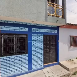 Parachiqillos