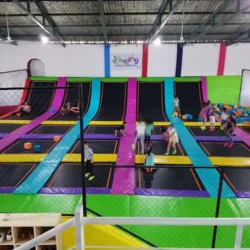 JUMPING Parque de Trampolines