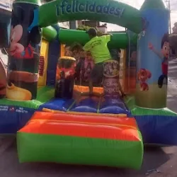 BRINCOLINES Chato