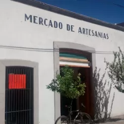 MERCADO DE ARTESANIAS