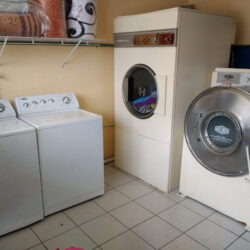 "Overlav"Servicio y mantenimiento a lavanderías y electronomesticos