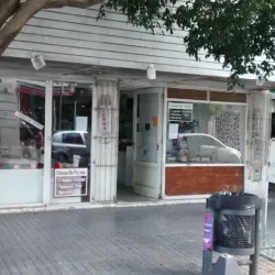 Al Divino Botón