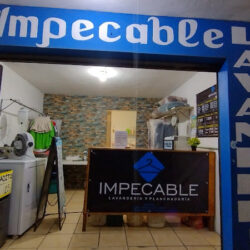 LAVANDERIA Y PLANCHADURIA "IMPECABLE"
