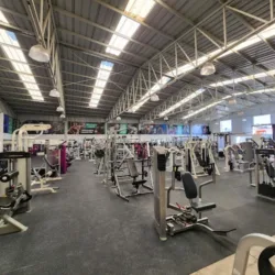 WORLD GYM FITNESS CENTER Zamora