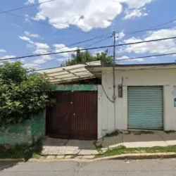 Se Renta Sillas, Mesas, Pinta Caritas, etc.