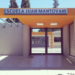 Escuela Juan Mantovani
