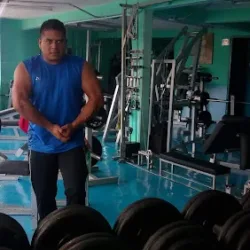 IRON BOYS GYM - San Rafael