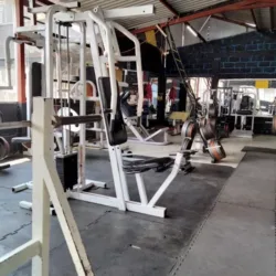 Golden's Gym