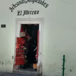 Artesanias y Antiguedades El Moreno